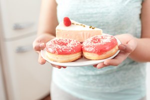 Questões de pesquisa. Posso comer carboidratos ou doces um dia antes do meu teste de glicemia?