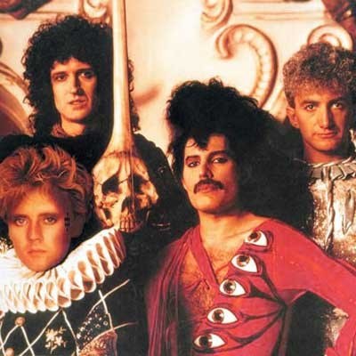 Queen jeszcze z Freddiem Mercurym (drugi z prawej) /