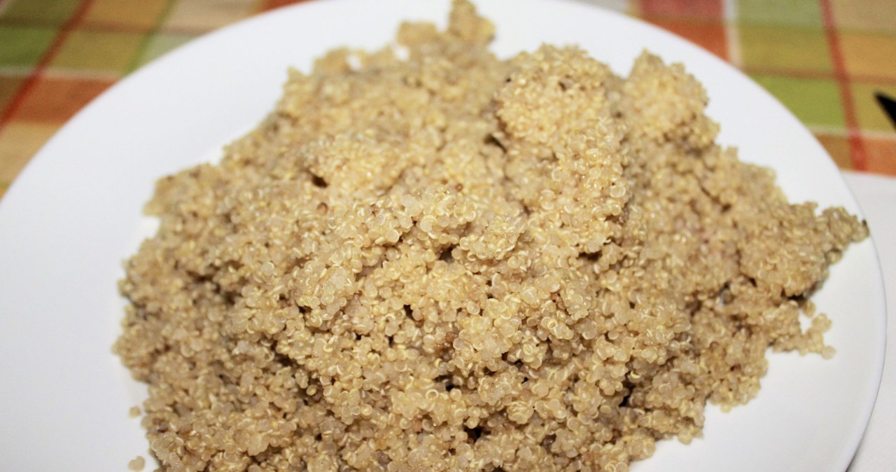 Quinoa ma stosunkowo mało kalorii i niski indeks glikemiczny, więc jest bezpieczna dla cukrzyków i osób na diecie /123RF/PICSEL