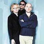 R.E.M.: Intruz na scenie