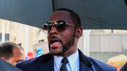 R. Kelly aresztowany. Chodzi o przestępstwa seksualne i dziecięcą pornografię 