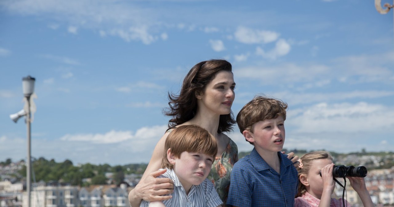 Rachel Weisz w filmie "Na głęboką wodę" /materiały prasowe