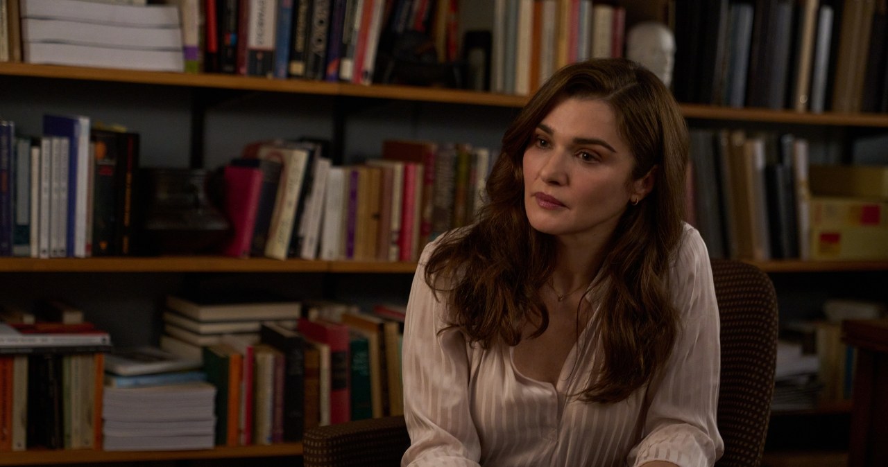 Rachel Weisz w serialu "Vladimir" /SHANE MAHOOD /Netflix