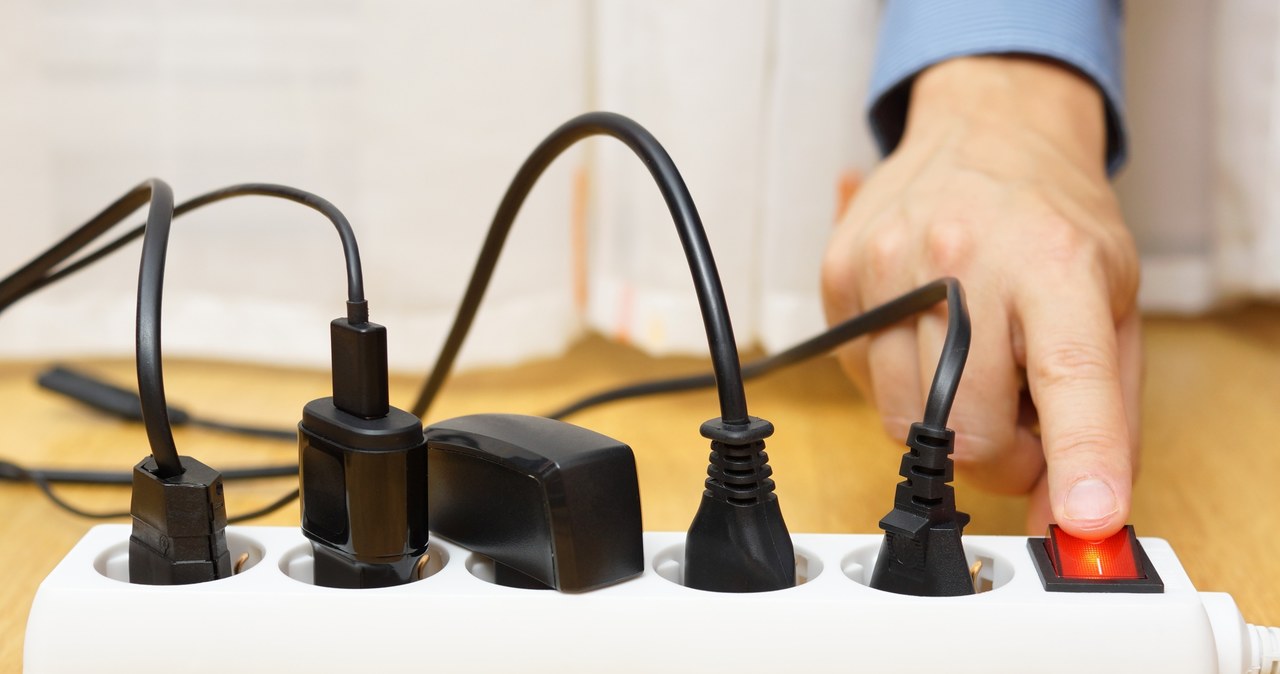 Rachunki za prąd wystrzelą, to wręcz pożera energię. Dopłacisz 500 zł. /123RF/PICSEL
