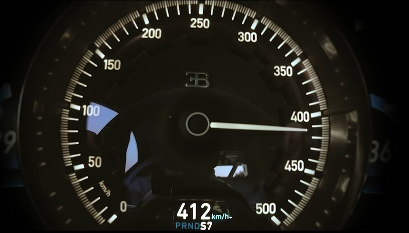 Radim Passer rozpędził swoje Bugatti Chiron do 414 km/h na niemieckiej autostradzie A24 w okolicach Wittenburga /Informacja prasowa