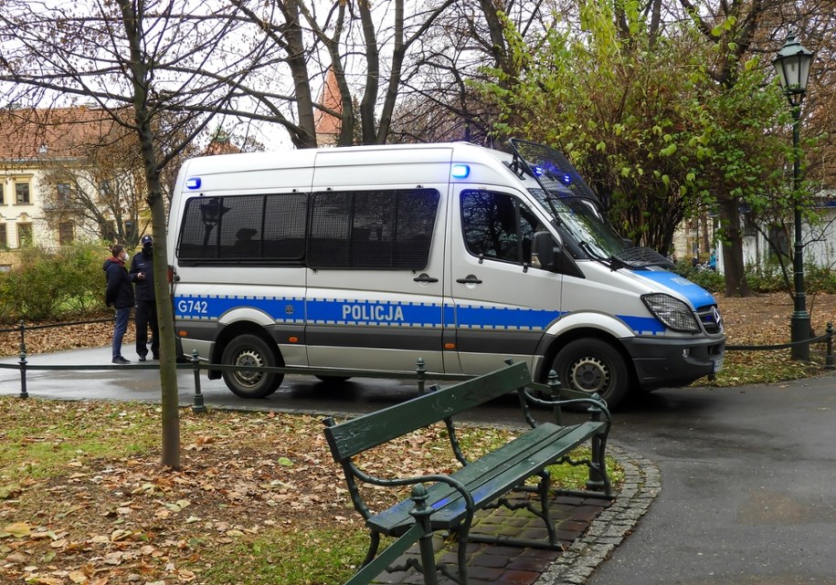 ​Gigantyczna kara dla policji za ujawnienie danych kobiety po aborcji