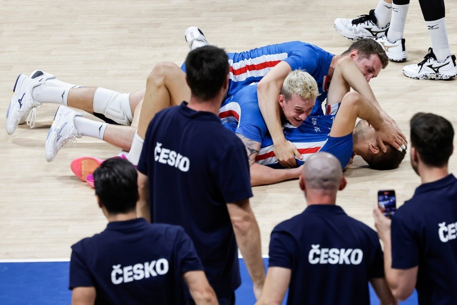 Radość Czechów po awansie do półfinału mistrzostw świata /ROLEX DELA PENA    /PAP/EPA