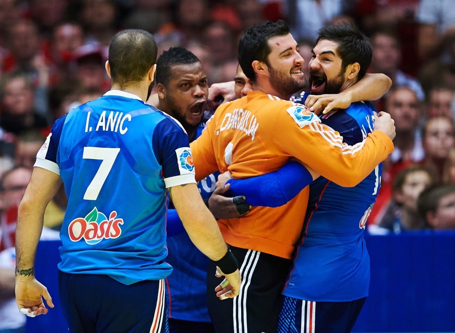 Radość Francuzów po zwycięstwie /Adam Warżawa /PAP