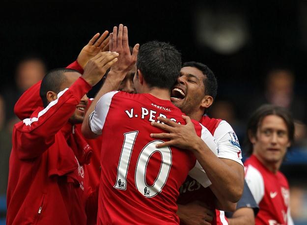 Radość piłkarzy Arsenalu podczas meczu z Chelsea /AFP