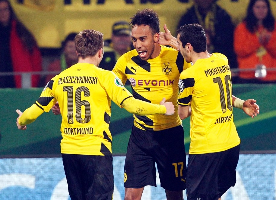 Radość piłkarzy Borussii Dortmund /FRISO GENTSCH /PAP/EPA