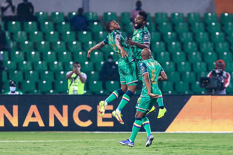 Radość piłkarzy Komorów w meczu z Ghaną /AFP
