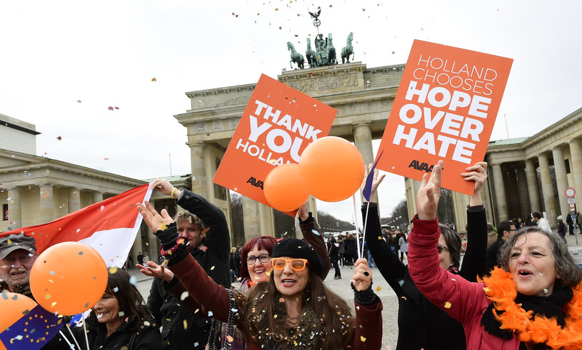 Radość w Niemczech na wieść o wyniku wyborów w Holandii /AFP
