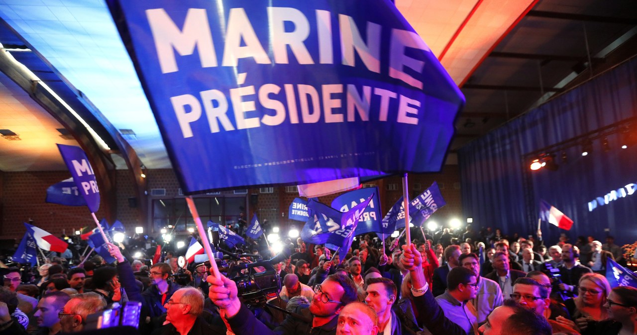 Radość w sztabie wyborczym Marine Le Pen