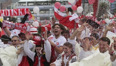 "Radość, wyróżnienie i zobowiązanie". Hierarchowie o decyzji Franciszka