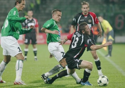 Radosław Majewski doznał kontuzji w meczu z Lechią /Agencja Przegląd Sportowy