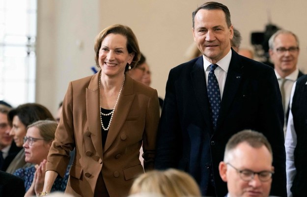 Radosław Sikorski i Anne Applebaum /MARTIN MEISSNER/AFP /East News