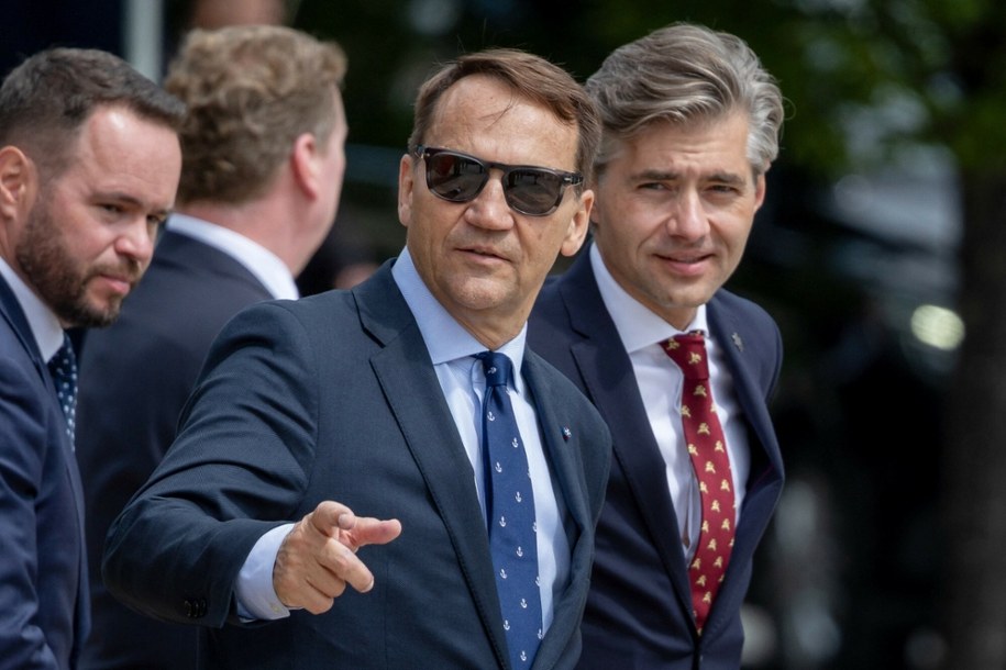 Radosław Sikorski nowym wicepremierem? /WOJTEK RADWANSKI/AFP/East News /East News