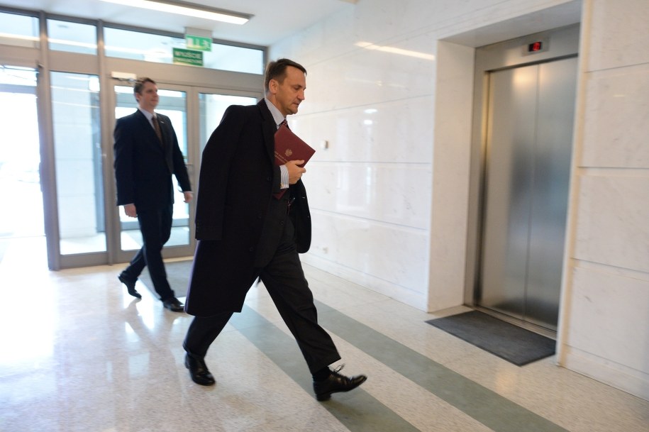 Radosław Sikorski /Jacek Turczyk /PAP