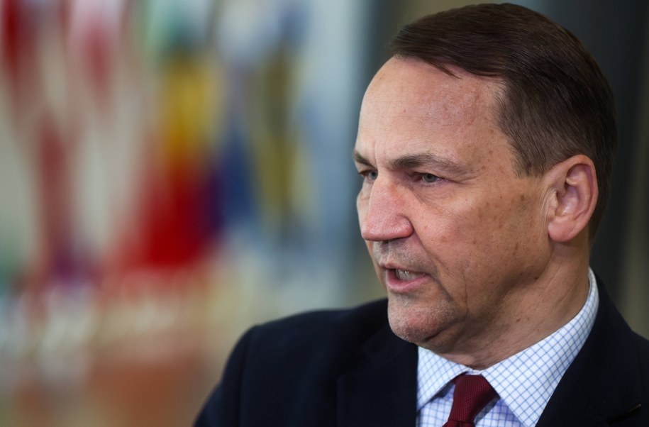 Radosław Sikorski /OLIVIER HOSLET /PAP/EPA