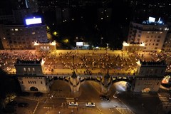 Radosny powrót polskich kibiców ze Stadionu Narodowego