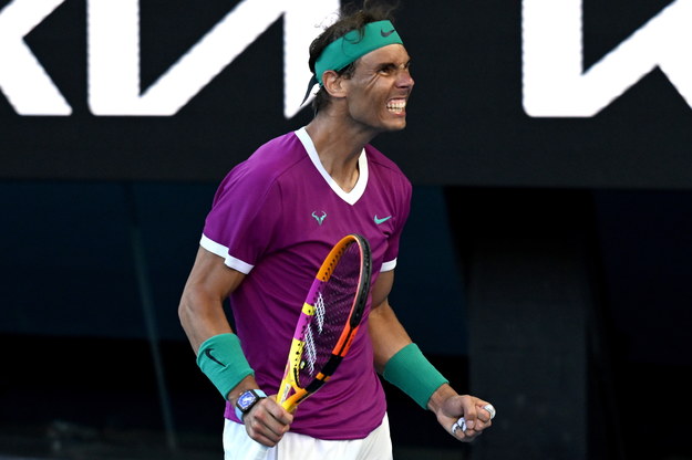 Rafael Nadal triumfuje /DEAN LEWINS /PAP/EPA