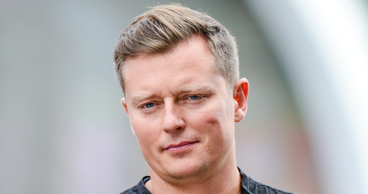 Rafał Brzozowski chwali się nową znajomością /Tadeusz Wypych/REPORTER /Reporter