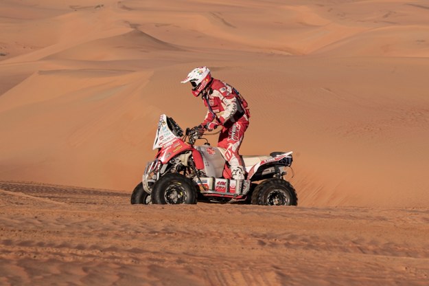 Rafał Sonik kończy rywalizację w Rajdzie Dakar 2020 na podium /ANDRE PAIN /PAP/EPA