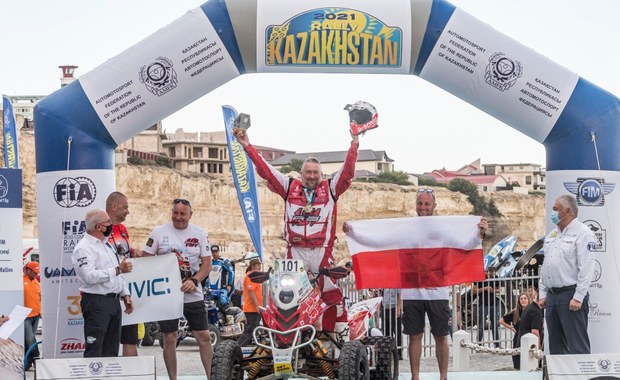 Rafał Sonik wrócił do ścigania i zdobył podium