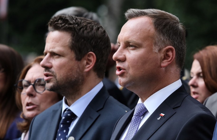 Rafał Trzaskowski i Andrzej Duda / 	Tomasz Gzell    /PAP