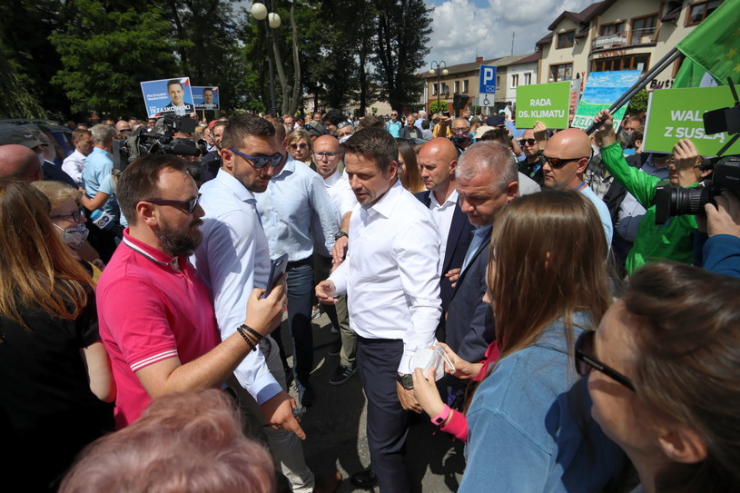 Rafał Trzaskowski na trasie kampanii wyborczej. /Szymon Łabiński /PAP