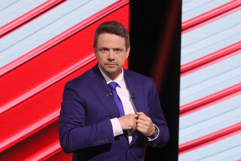 Rafał Trzaskowski podczas debaty kandydatów na prezydenta RP w Telewizji Polskiej w Warszawie /Paweł Supernak /PAP