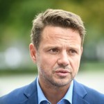 Rafał Trzaskowski w klubie nad Wisłą. Jaki zespół chciał usłyszeć?