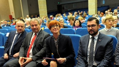 Rafalska: Decyzja o emeryturze 500 plus nie została przesądzona