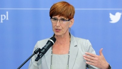 Rafalska przypomina o konieczności ponownego złożenia wniosku o 500 +