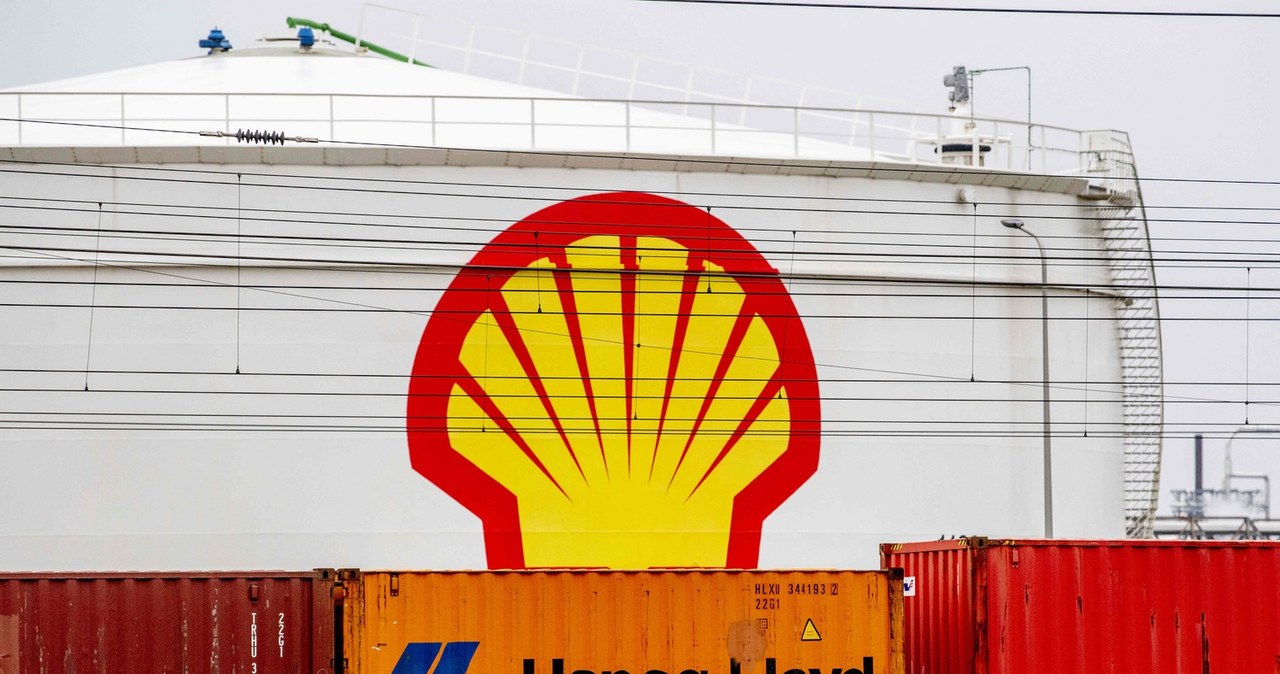 Rafineria firmy Shell w Pernis-Rotterdam /AFP