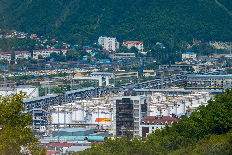 Rafineria nad Morzem Czarnym w Tuapse /Shutterstock