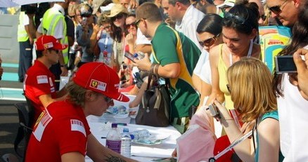 Raikkonen cieszy się poparciem fanów /AFP