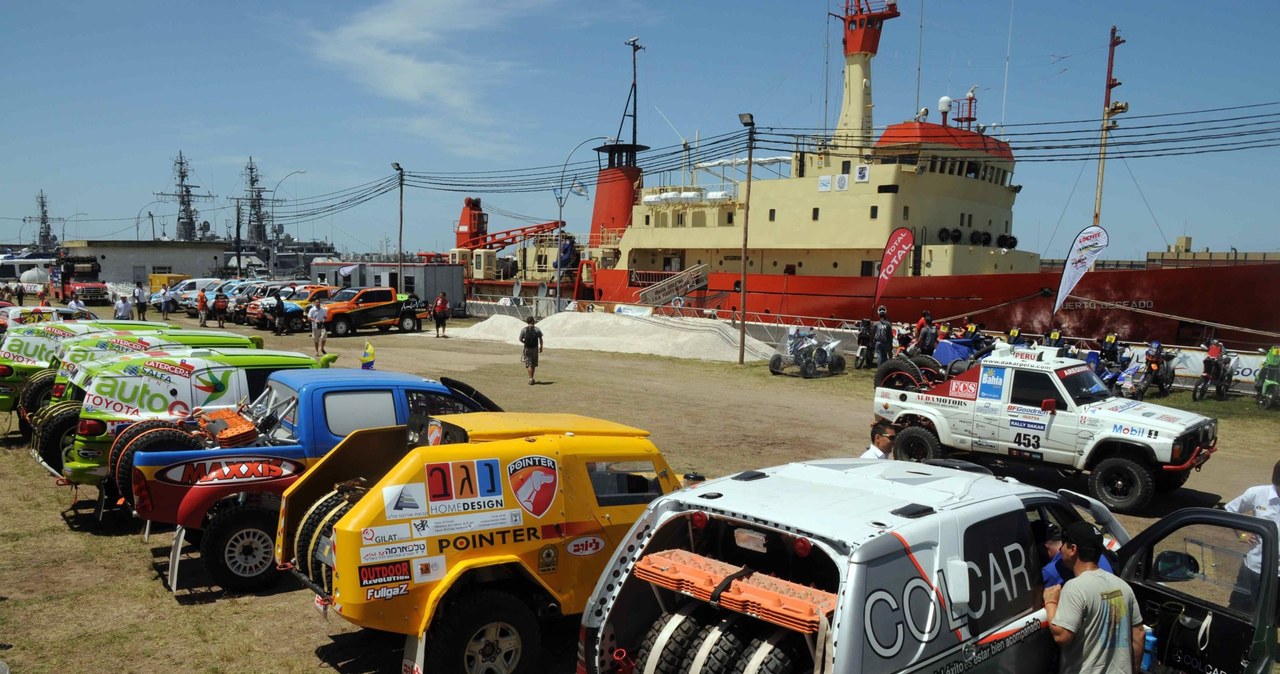 Rajd Dakar 2012: Pojazdy w porcie Mar del Plata