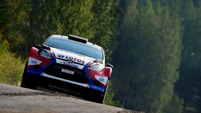 Rajd Niemiec: Dalekie miejsce Kubicy, Latvala liderem po pierwszym dniu