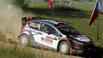 Rajd Polski: Kubica drugi, Ogier liderem w Mikołajkach