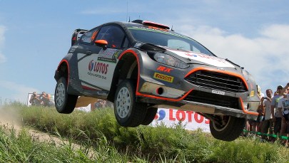 Rajd Polski: Ogier prowadzi, Kubica siódmy