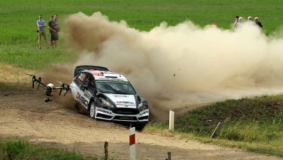 Rajd Polski: Tanak nadal liderem, Ogier tylko szósty