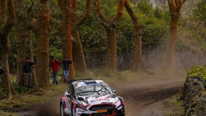 Rajdowe ME: Kajetanowicz miał wypadek na Azorach, ale wróci na trasę!