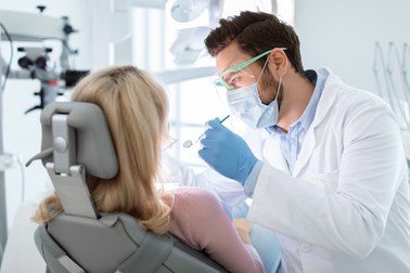 Rak, o którym pacjenci dowiadują się u dentysty