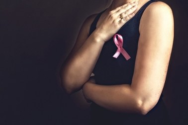 Rak piersi. Walka o odzyskanie kobiecości 