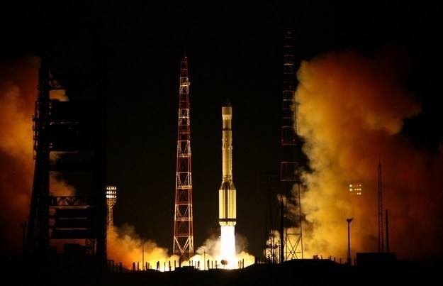 Rakieta Proton-M, która ma wynieść na orbitę GLONASS /AFP