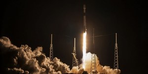 Rakieta SpaceX zrobiła dziurę w jonosferze. Została czerwona poświata