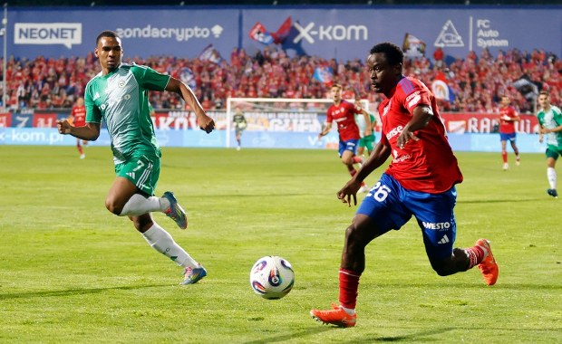 Raków musiał uznać wyższość przyjezdnych. Porażka w eliminacjach