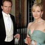 Ralph Fiennes stanął w obronie J.K. Rowling. "Te obelgi słowne są przerażające"