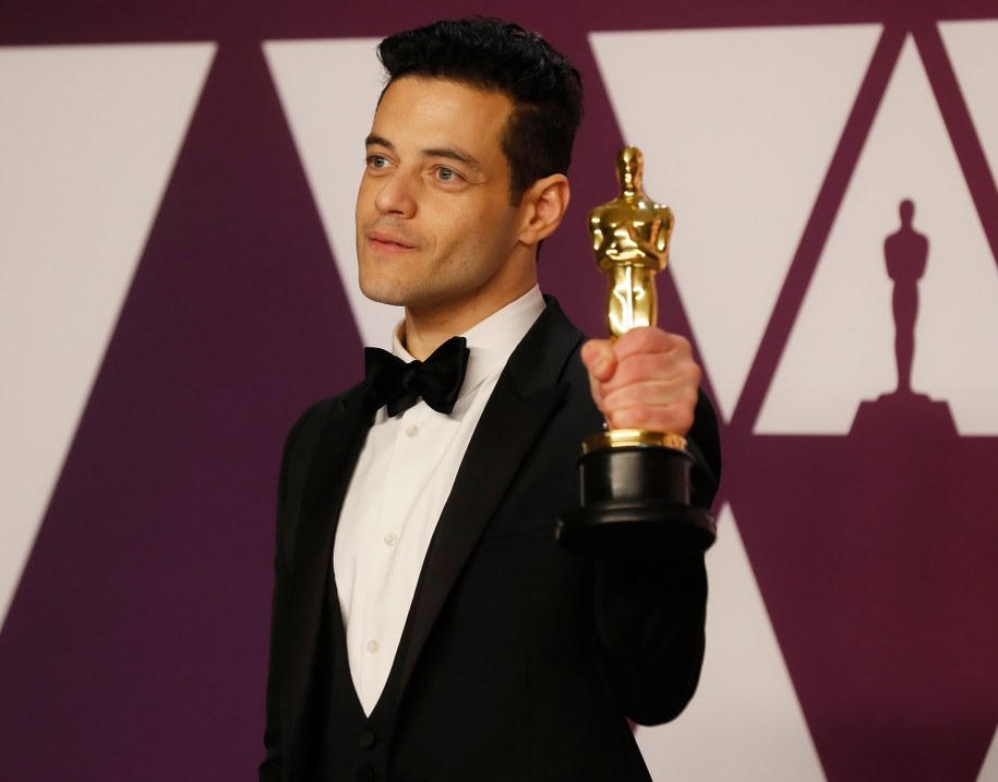 Rami Malek z Oscarem za rolę w "Bohemian Rhapsody" /ETIENNE LAURENT /PAP/EPA